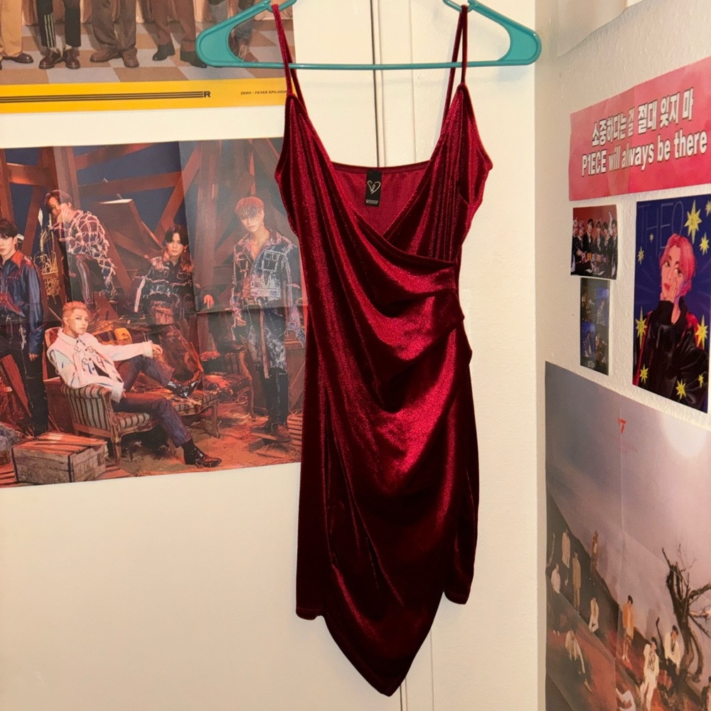 windsor burgundy velvet mini dress